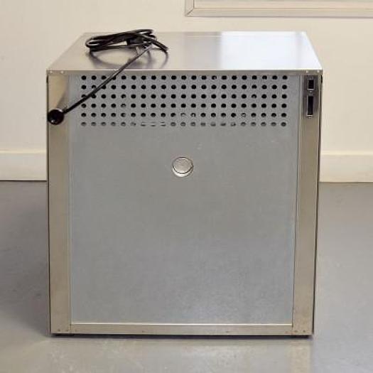 Used MEMMERT BACTERIOLOGICAL INCUBATOR MODEL INB200