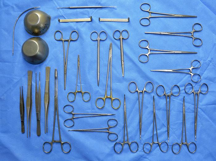 Used VARICOSE INSTRUMENT SET