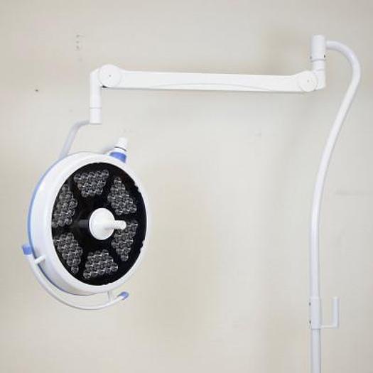 Used 500 LED MOBILE EMERGENCY OPERATION LIGHTING