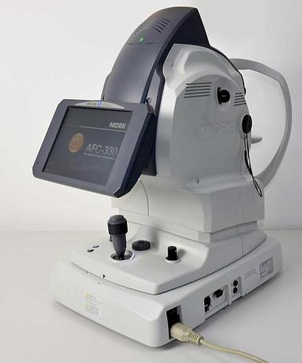 D'occasion NON MYDRIATIC RETINOGRAPH NIDEK 330