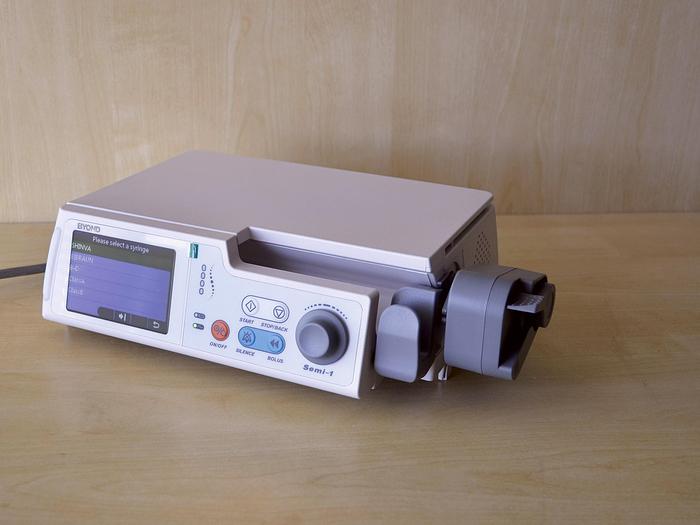 Used BYOND SUNFUSION SYRINGE PUMP
