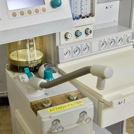 Used GE DATEX-OHMEDA 7100 ANESTHESIA VENTILATOR WITH S/5 MULTIPARAMETER MONITOR