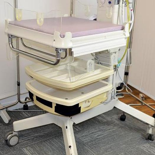 Used NEONATAL RESUSCITATION TABLE FISHER & PAYKEL COSYCOT