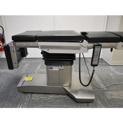 Used MAQUET ALM 5090 ELECTRIC OPERATING TABLE WITH REMOTE CONTROL AND CHARGER