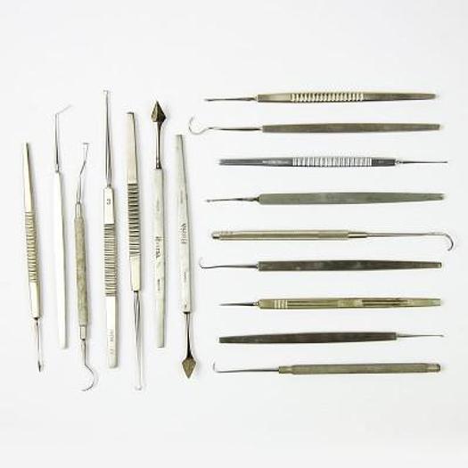 Used SET OF OPHTHALMIC INSTRUMENTS