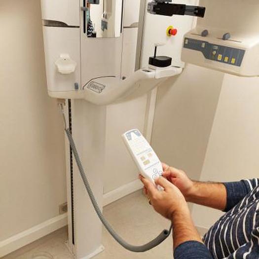 Used PANORAMIC DENTAL INSTRUMENTARIUM OP 200D WITH CEPHALOSTAT OC 200D