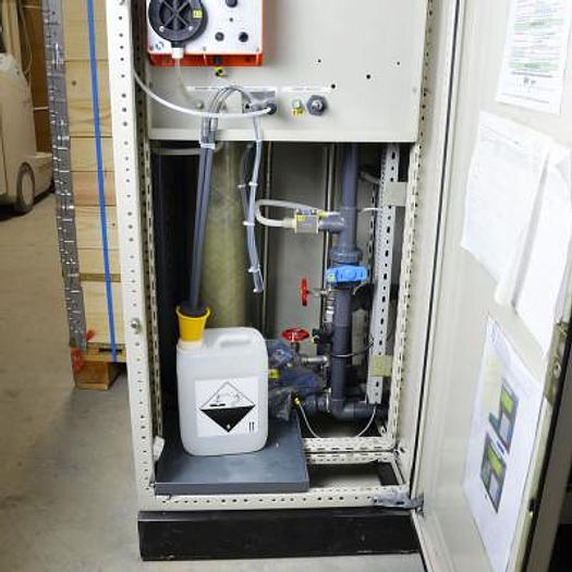 Used REVERSE OSMOSIS SYSTEM WITH PRE-TREATMENT GAMBRO CWP 100 - TYPE WRO 111 OSMOSIS PLANT