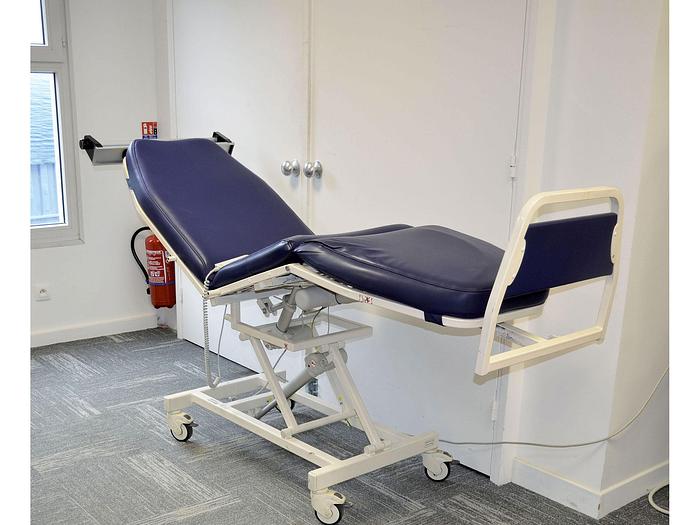 Used COMFORT 4 ECO THERAPY CHAIR