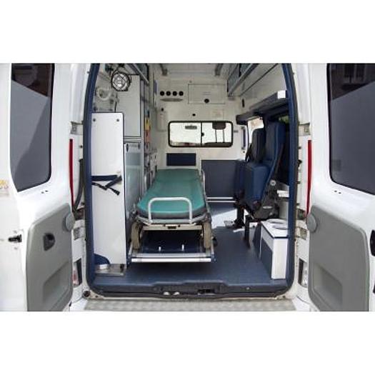 Used AMBULANCE RENAULT TRAFFIC