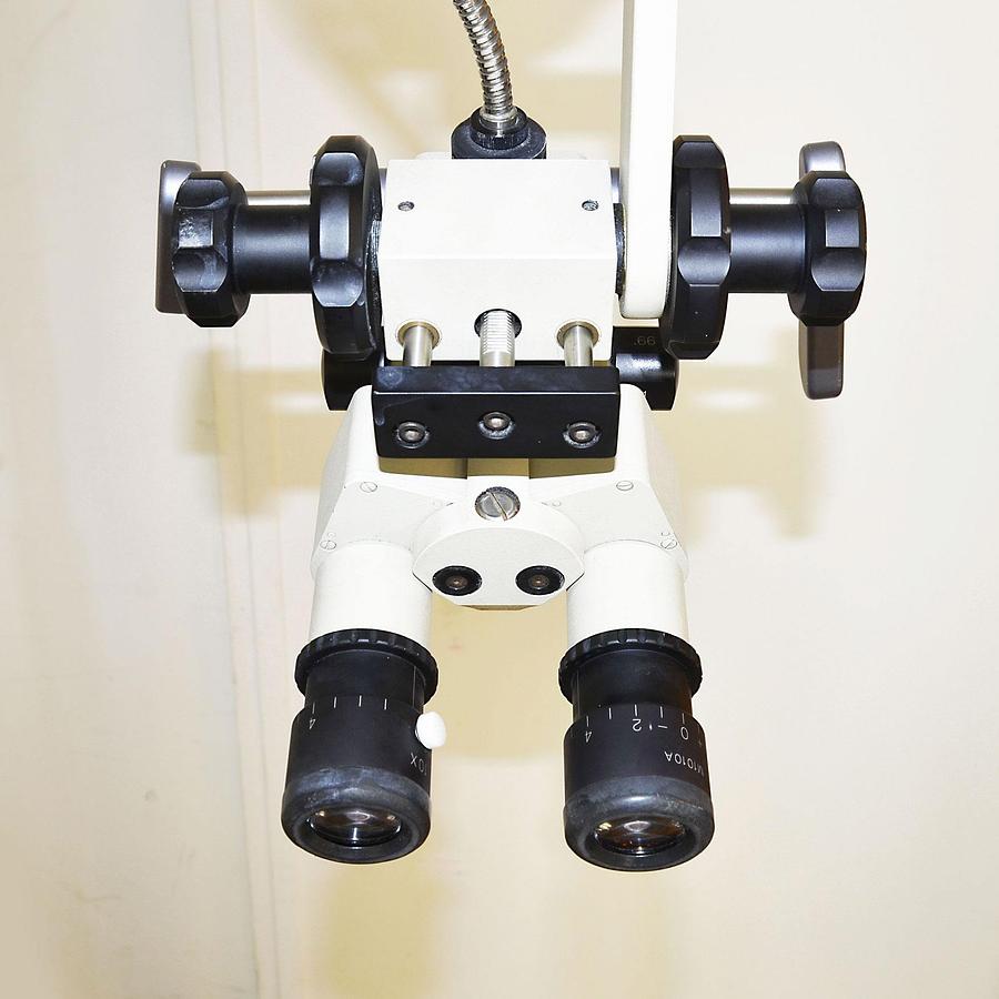 D'occasion STORZ URBAN US-1 OPHTHALMIC OPERATING MICROSCOPE