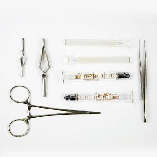 Used SET OF OPHTHALMIC INSTRUMENTS