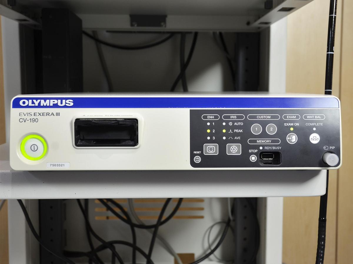 D'occasion OLYMPUS EXERA III CV190 VIDEO COLUMN WITH 2 ENDOSCOPES