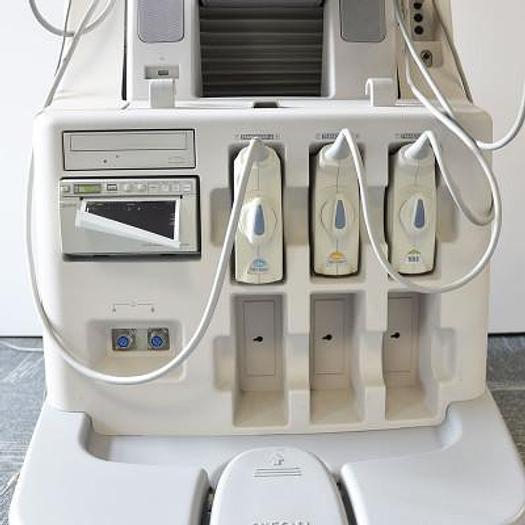 Used TOSHIBA APLIO ARTIDA 3D/4D COLOR ECHOCARDIOGRAPH, FLAT SCREEN