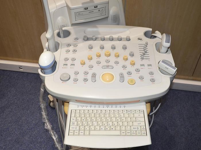 Used PHILIPS HD9 3D/4D ULTRASOUND with 4 PROBES