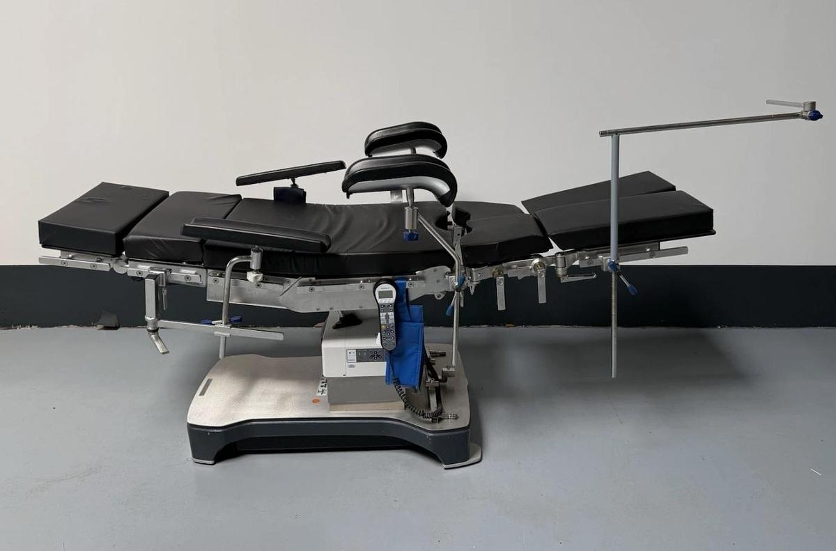 Rénové OPERATION TABLE MAQUET MEERA 