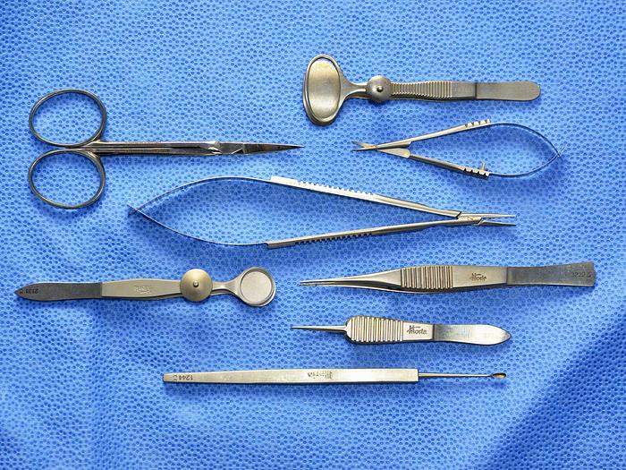 Used MORIA OPHTHALMOLOGICAL SURGERY SET