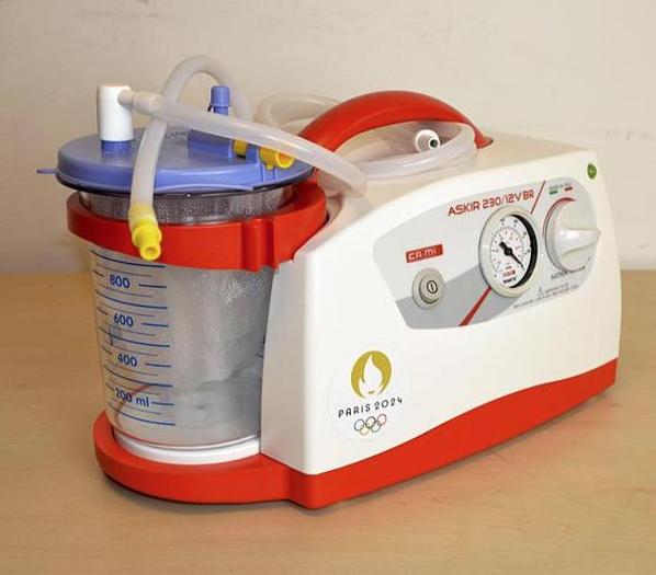 D'occasion ASPIRATEUR DE MUCOSITES PORTABLE ASKIR 230/12V BR SPÉCIAL JO PARIS 2024
