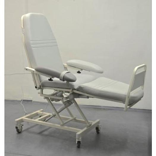 Used ELECTRIC DIALYSIS CHAIRCOMFORT 4 WITH 4 MOVEMENTS