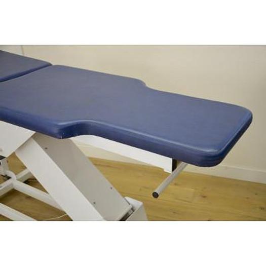 Used ELECTRICALLY HEIGHT-ADJUSTABLE EXAMINATION TABLE