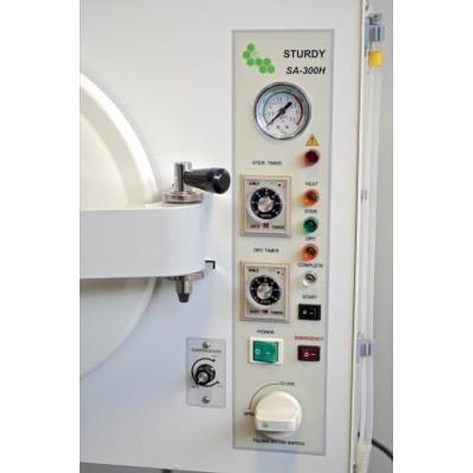 AUTOCLAVE STERILIZER STURDY SA-300H