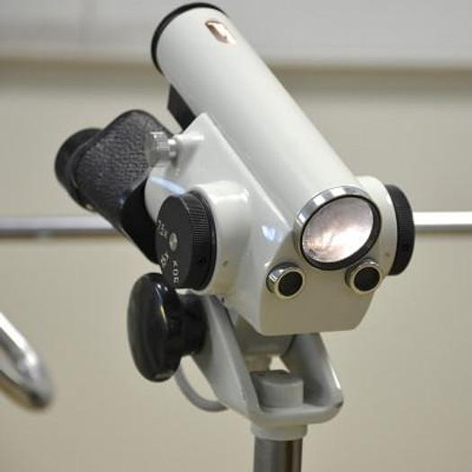 Used GYNECOLOGICAL CONSULTATION TABLE WITH LEISEGANG COLPOSCOPE WITH MAGNIFICATION UP TO 30 X