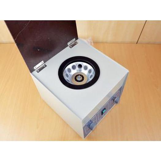 ANALOGUE TABLE CENTRIFUGER 12x20 ML