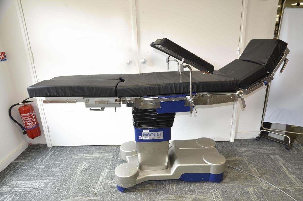 D'occasion TABLE D'PÉRATION MAQUET ALPHAMAXX 1133