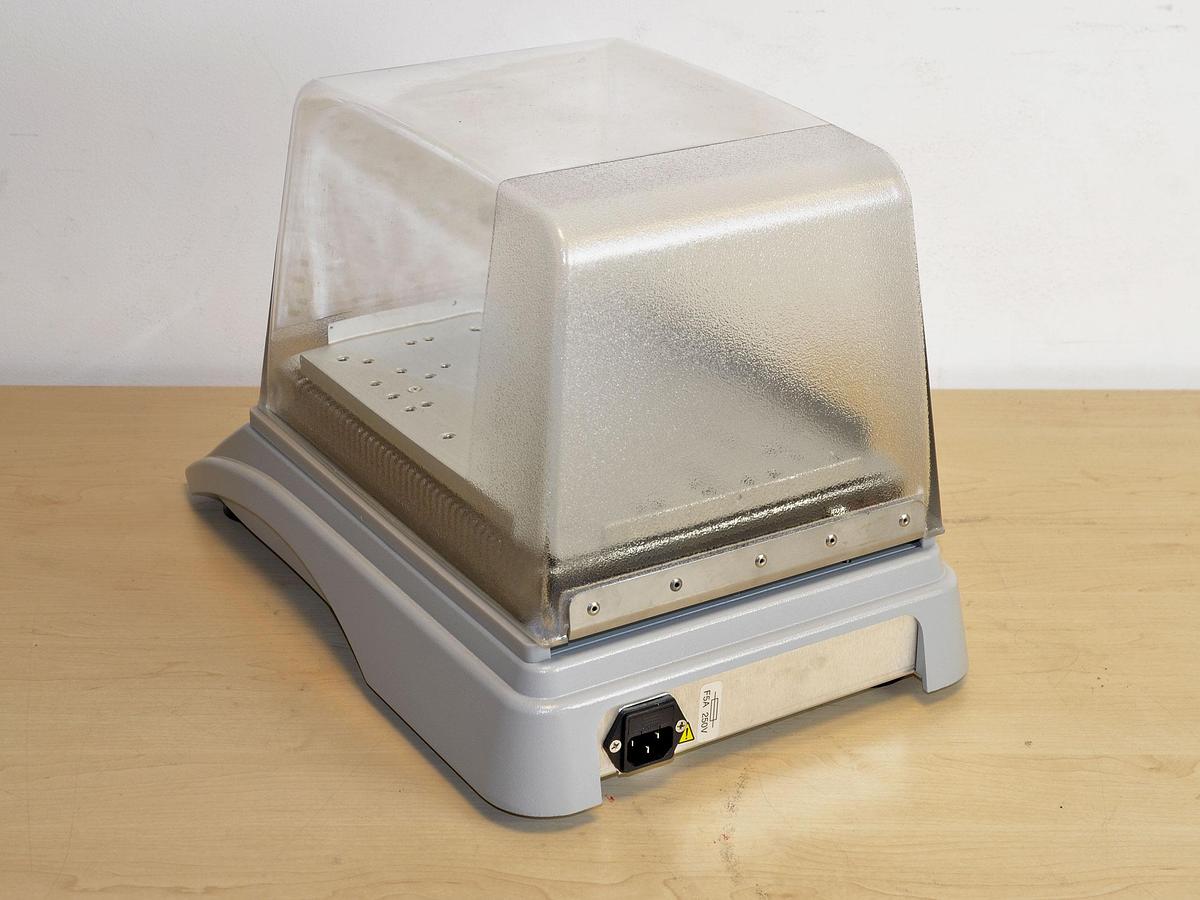 original-d-occasion-mini-agitateur-d-incubation-vwr.JPG
