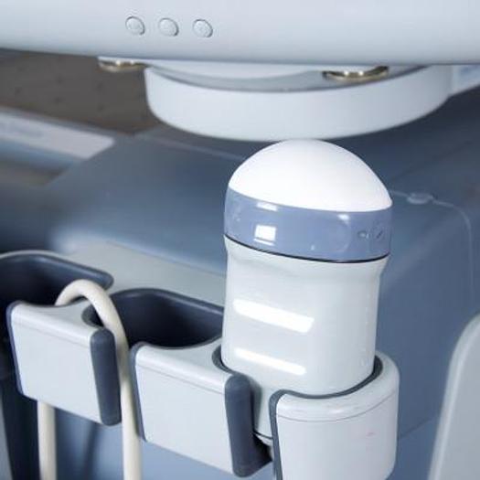 Used 3D/4D ULTRASOUND SCANNER MEDISON ACCUVIX XQ WITH VOLUME PROBE