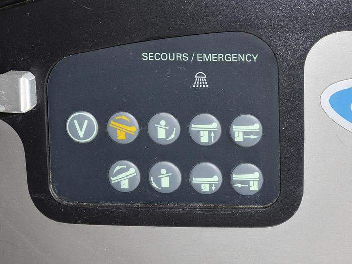 D'occasion ALM TRANSFERIS ELECTRIC OPERATING TABLE WITH ORTHOPEDIC EXTENSION