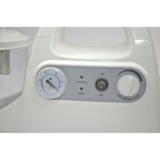 PORTABLE MUCUS VACUUM CLEANER MAINS/BATTERY AND CIGAR LIGHTER