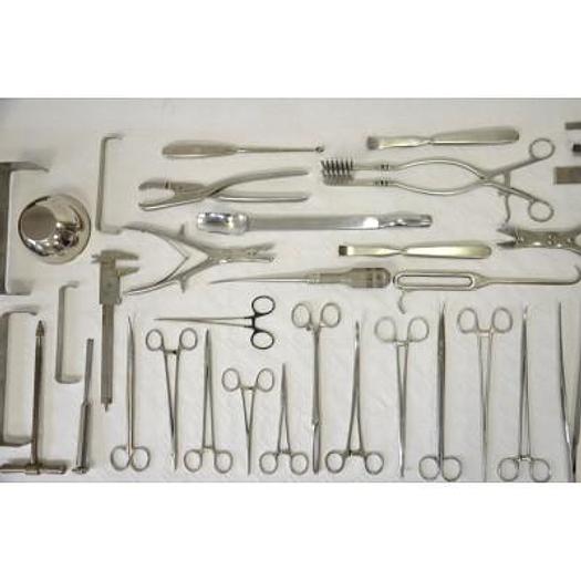 Used INTERMEDIATE PROSTHESIS BOX