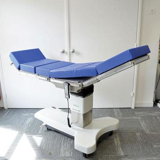 Used MERIVAARA ELECTRIC OPERATING TABLE OPERA MODEL