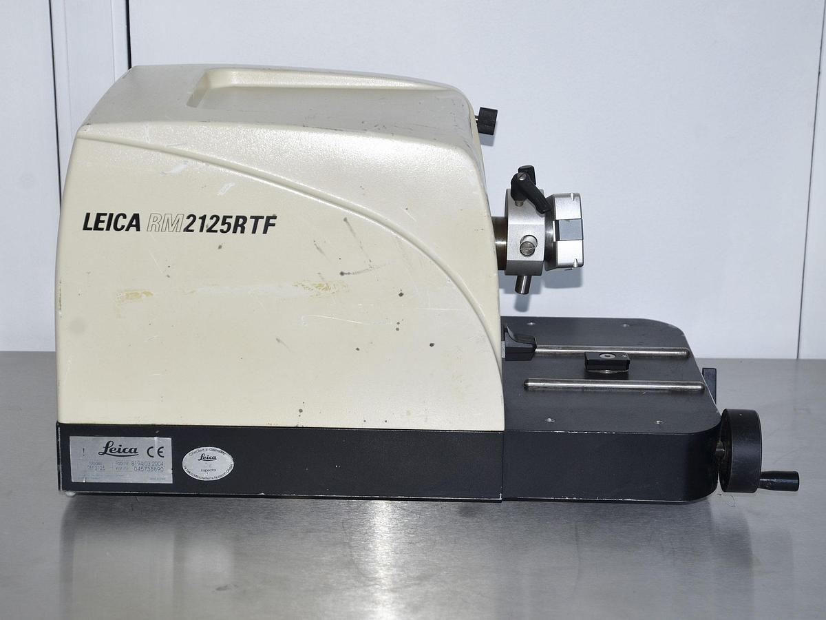 D'occasion LEICA RM 2125RTF MICROTOME