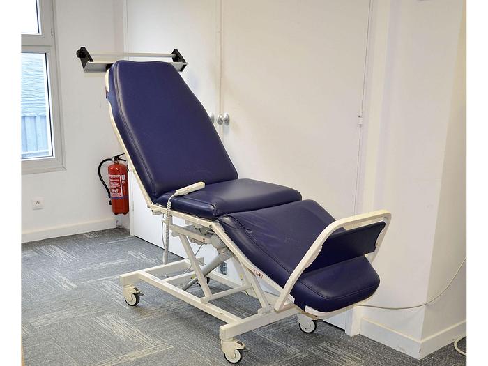 Used COMFORT 4 ECO THERAPY CHAIR