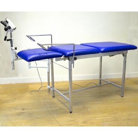 Used GYNECOLOGICAL CONSULTATION TABLE WITH LEISEGANG COLPOSCOPE WITH MAGNIFICATION UP TO 30 X
