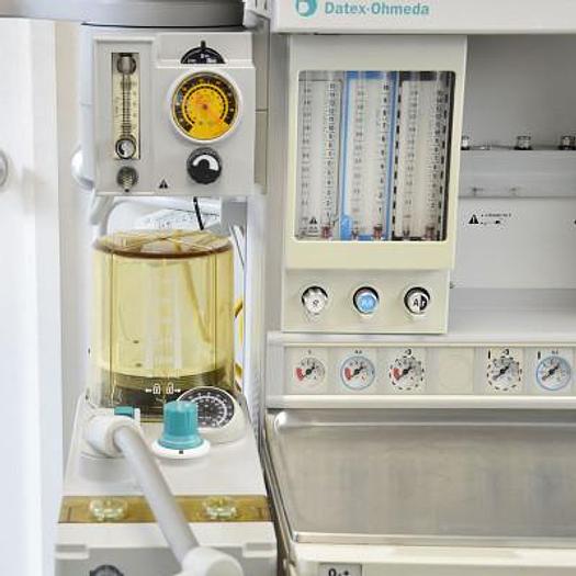 Used DATEX OHMEDA AESTIVA 5 anesthesia ventilator with ventilator 7900