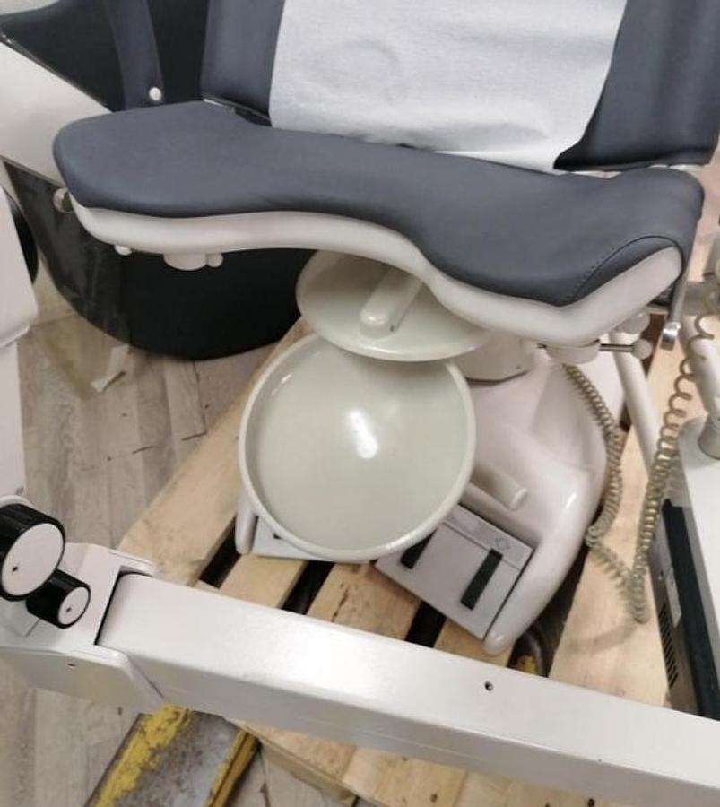 D'occasion MAQUET  GYNECO/URO CHAIR AVEC COLPOSCOPE ZEISS FC 150