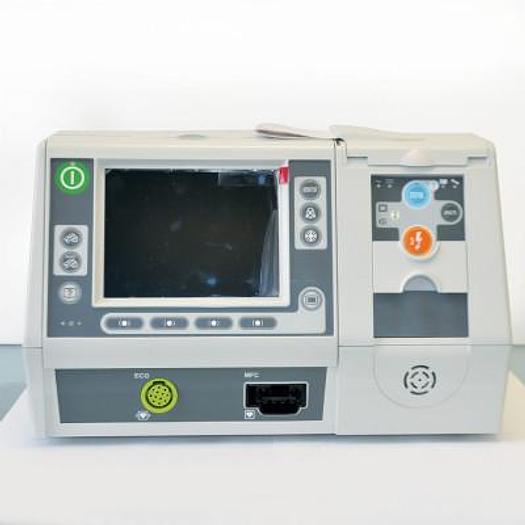 TOVADEF MANUAL AND SEMI-AUTOMATIC DEFIBRILLATOR