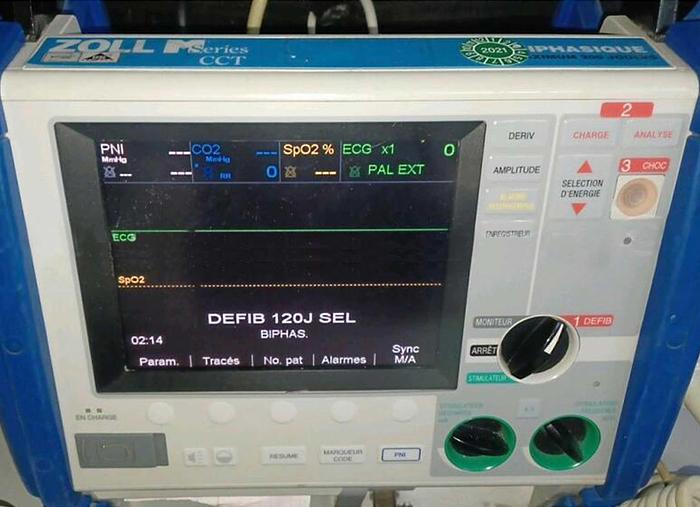 Used ZOLL SERIES M DEFIBRILLATOR, MANUAL AND SEMI-AUTOMATIC