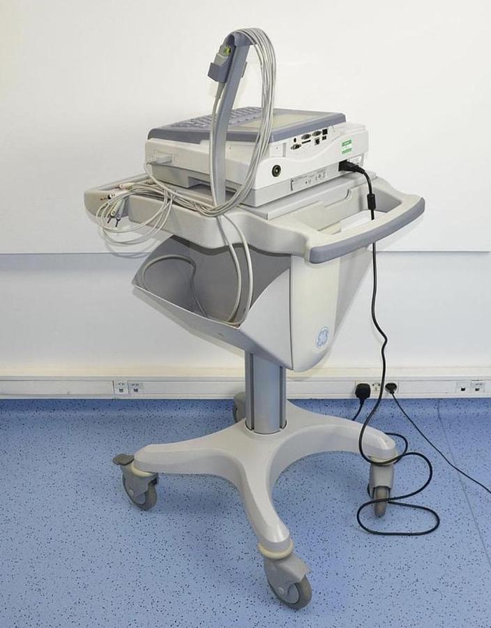 D'occasion ECG ELECTROCARDIOGRAMME GENERAL ELECTRIC MAC 1600