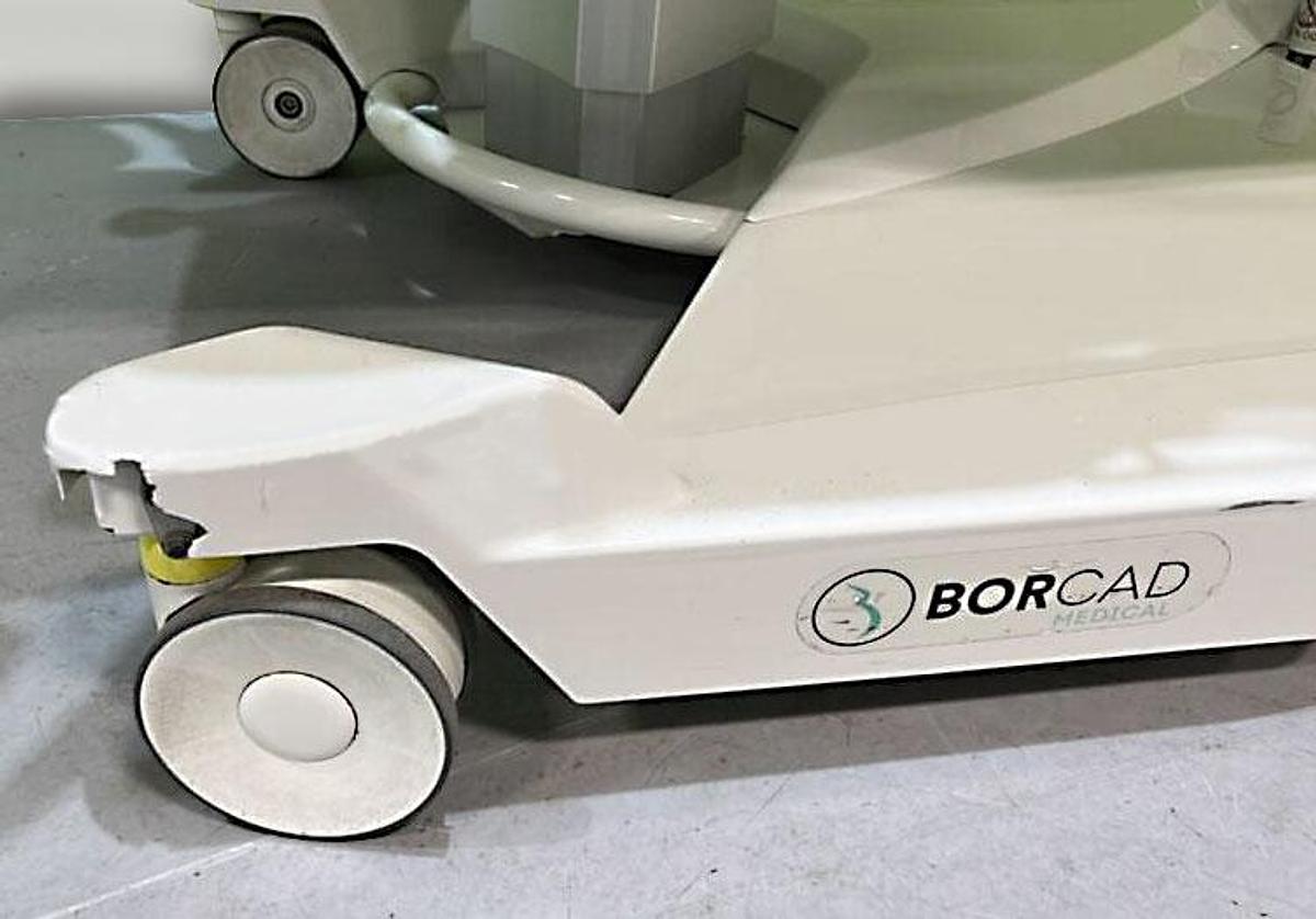 original-d-occasion-lits-accouchement-borcad-nouveau-modele.jpg