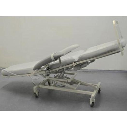 Used ELECTRIC DIALYSIS CHAIRCOMFORT 4 WITH 4 MOVEMENTS