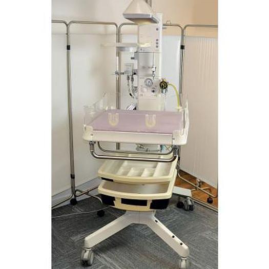 Used NEONATAL RESUSCITATION TABLE FISHER & PAYKEL COSYCOT