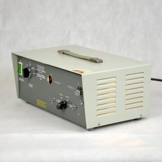 Used KARL STORZ DOUBLE LIGHT SOURCE (150 W HALOGEN)