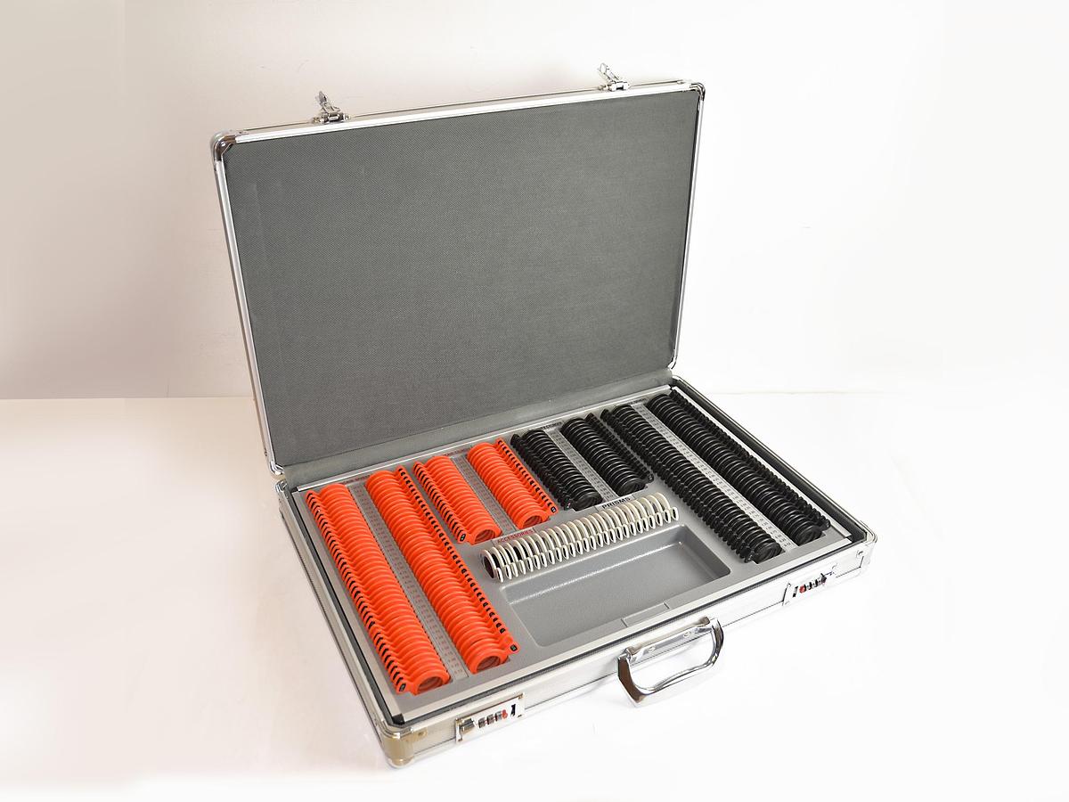 D'occasion 266-LENS TRIAL CASE