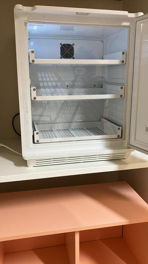 D'occasion REFRIGERATEUR A MEDICAMENTS DOMETIC MÉDICAL HC 502