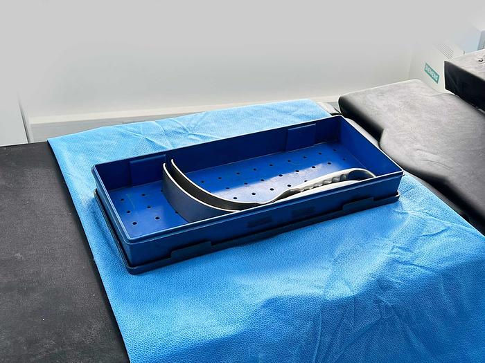 Used SET OF TWO LERICHE VALVES