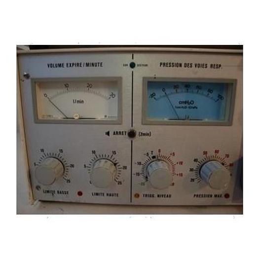 Used SIEMENS 900 RESUSCITATION VENTILATOR