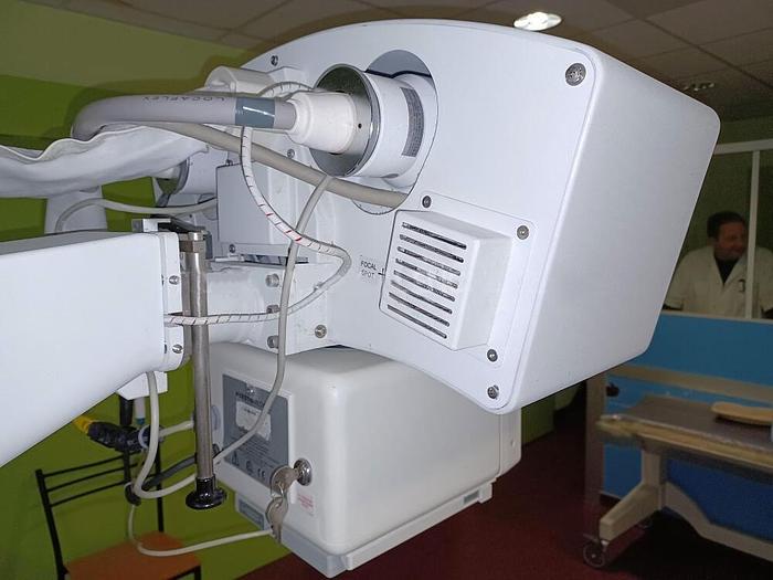 Used RADIO ROOM BONE LUNG GENERAL ELECTRIC DEFINIUM 5000